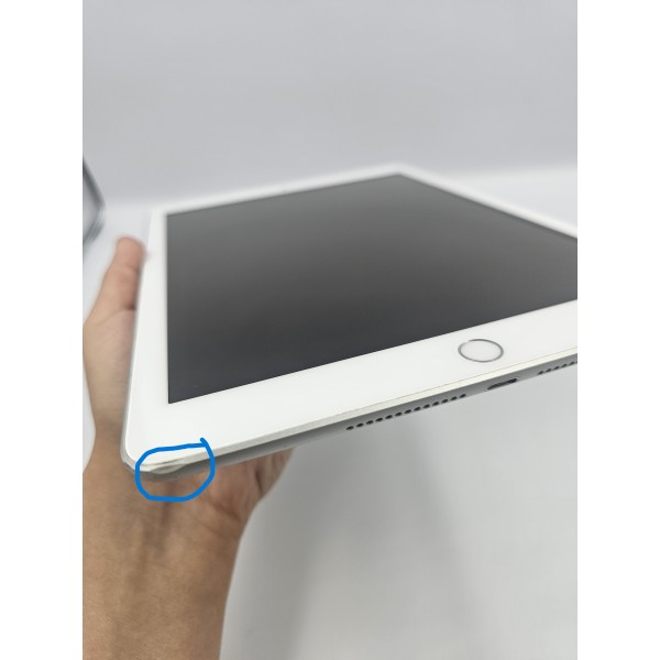 Outlet Apple iPad (5.Nesil) 64 GB Wi-Fi