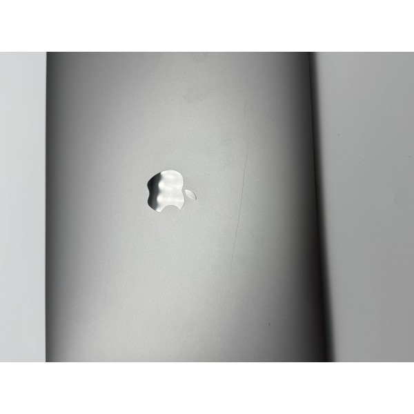 Yenilenmiş Macbook Air 13" 2020 M1 256 GB 8 GB Ram C Kalite (AÇIKLAMAYI OKUYUN )